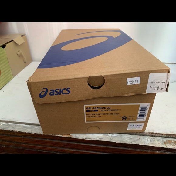 Brand-new mens ASICS Gel Nimbus running shoes, size 9 E. In original packaging. - Picture 6 of 6